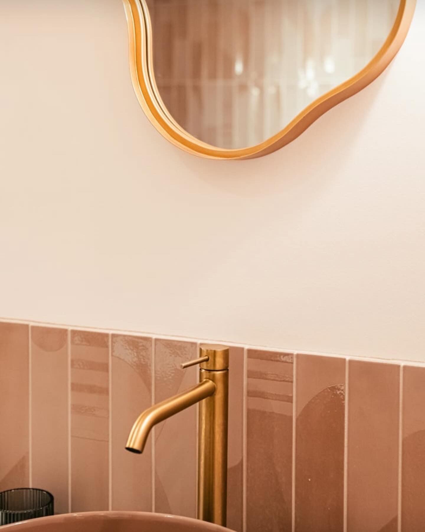 147F3EF5-093C-462D-A2A5-0667AB1F7EB6 Salle de bain, rénovation, rose