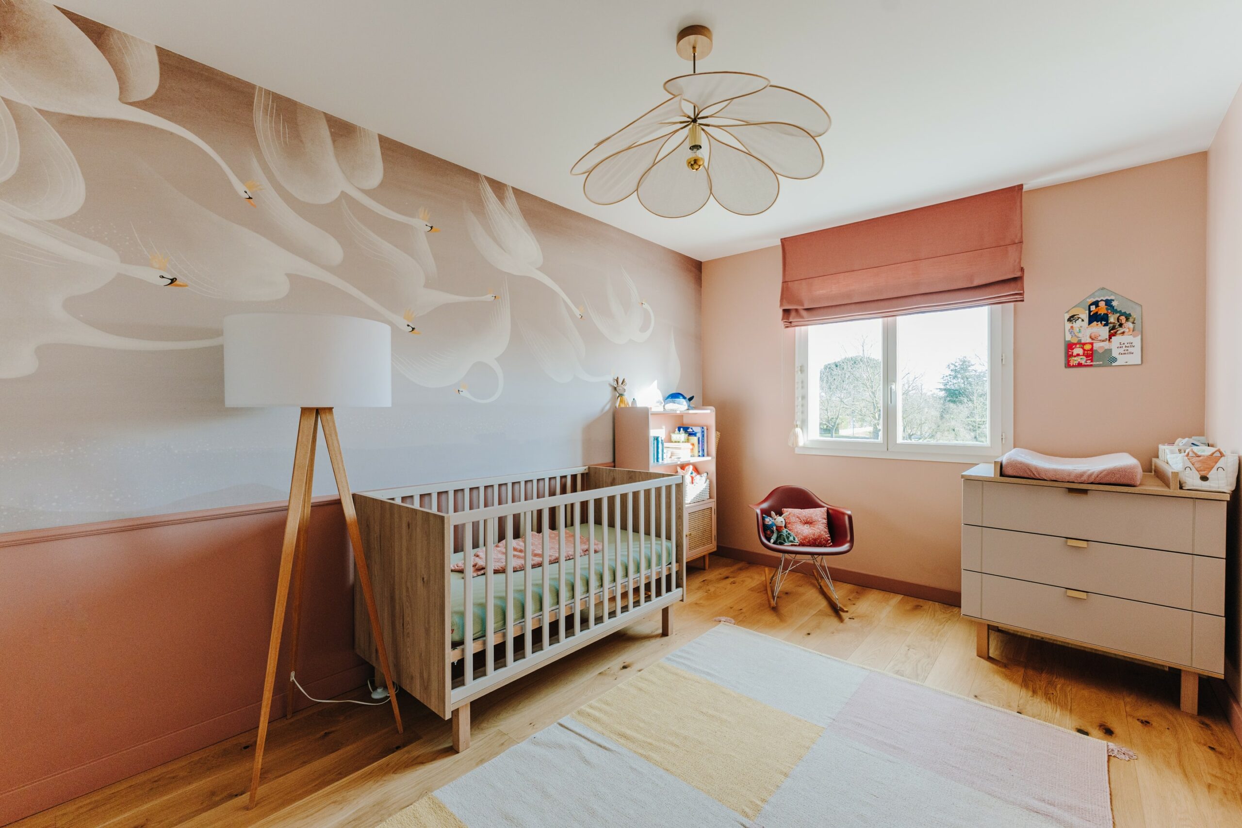 Chambre enfant Salle à manger ouverte, bibliothèque, rénovation, architecte d'intérieur, Lyon, décoratrice, décoratrice d'intérieur, suite parentale, chambre enfant, fille, papier-peint, panoramique